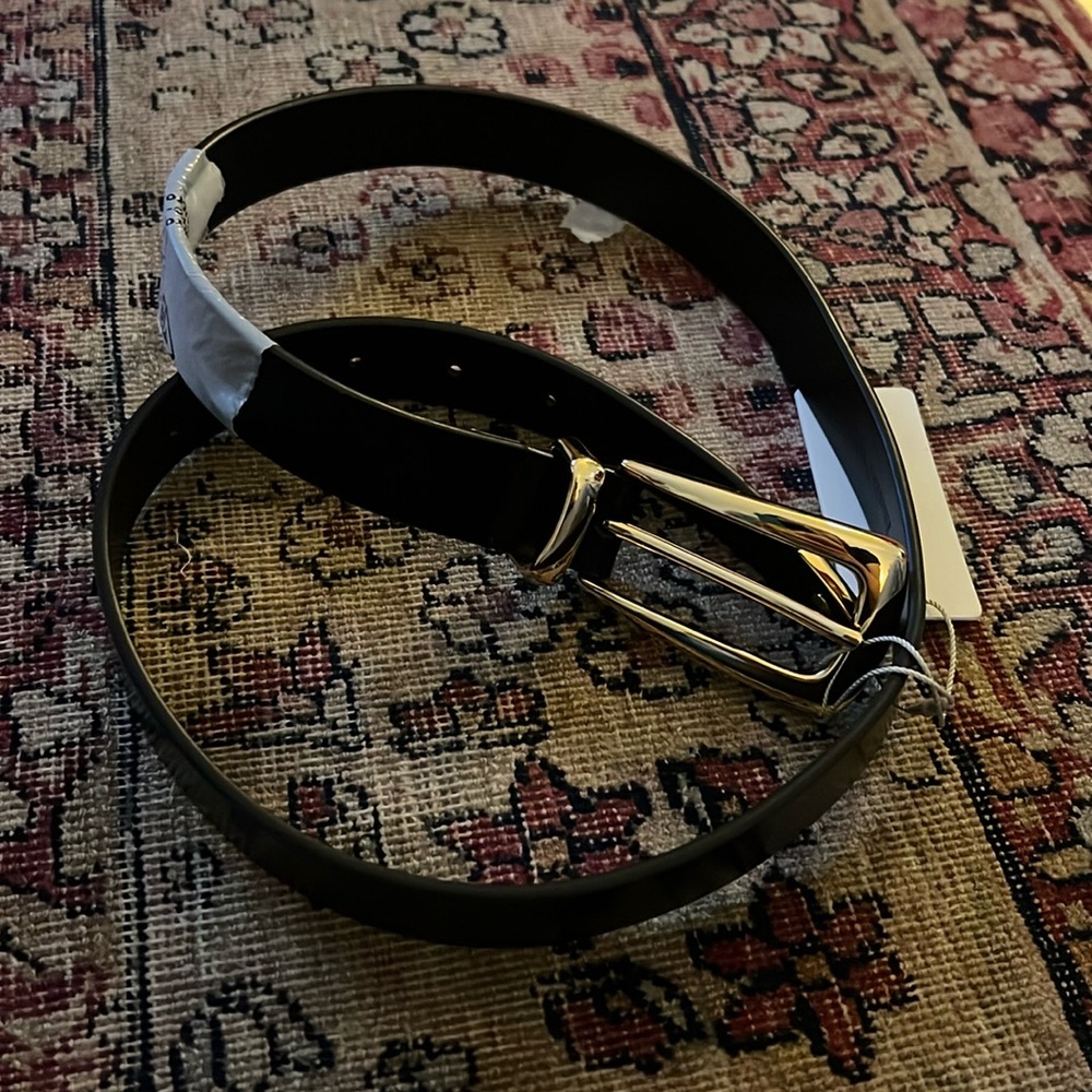 Favorite daughter Black Belt with Gold Buckle never worn new
